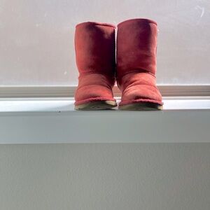 RED CLASSIC II BOOTS SIZE 5.5
